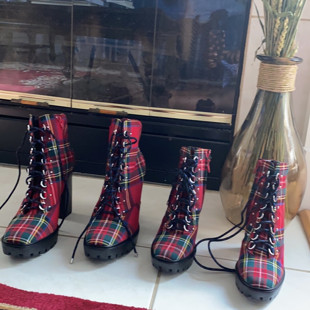 Ambelynn Plaid Heeled Hiker Lug Sole Combat Bootie - Picture 8 of 12
